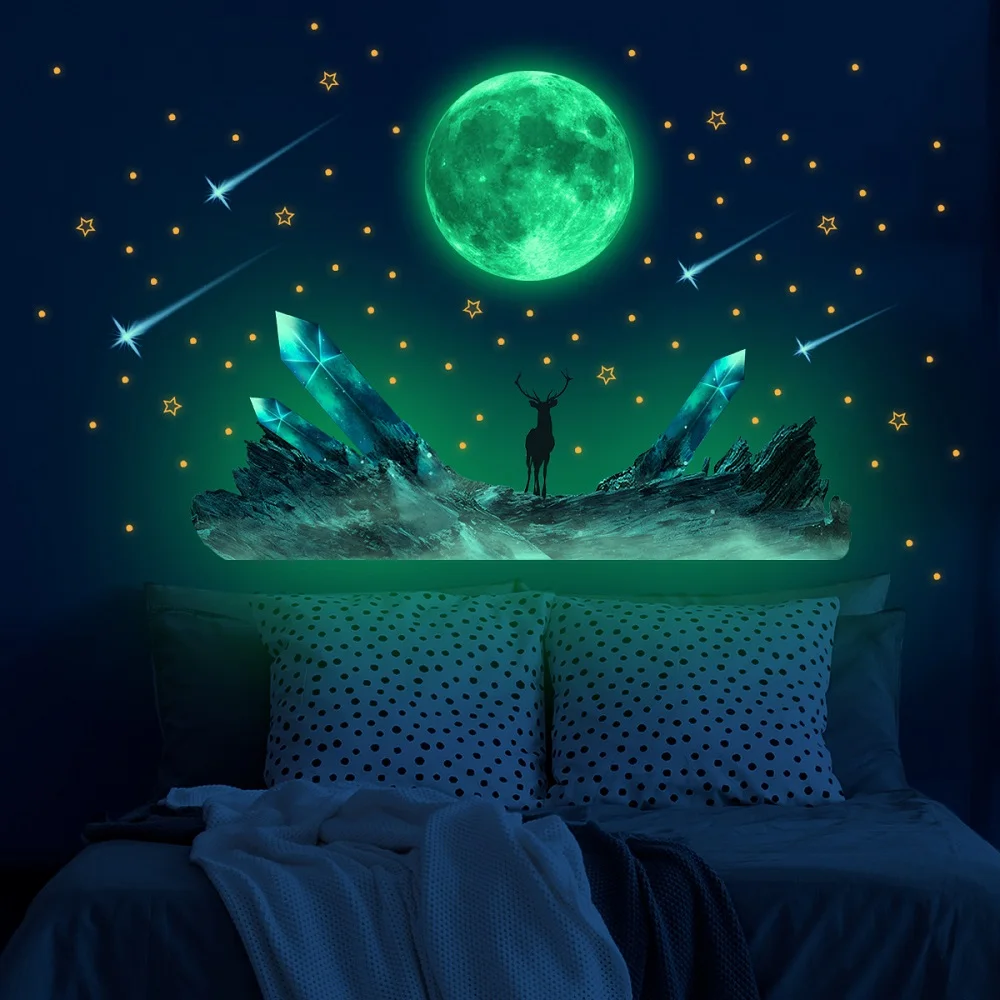 

Светящиеся наклейки на стену в виде луны и звезд, флуоресцентные наклейки в виде оленя для детской, спальни, гостиной, домашний декор, настен...