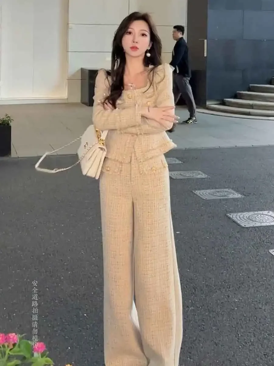 Женское пальто с квадратным вырезом однотонное длинными рукавами для офиса и