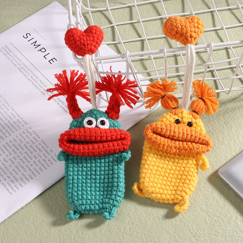 

Уникальный трикотажный брелок для ключей с подвеской в виде мерцающей куклы