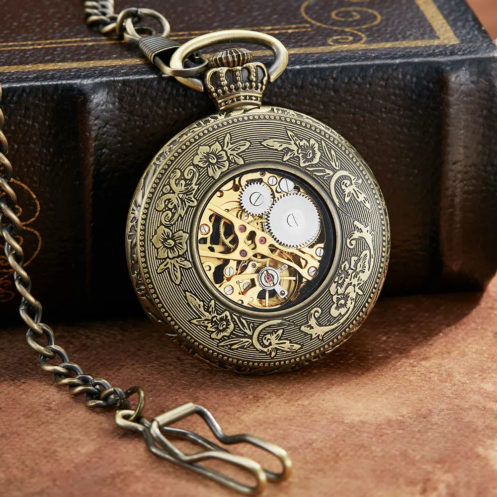 Crowns Design Carved Number Dial Vintage Mechanical Pocket Watch Men Unique Hollow Steampunk Retro Mechanical Clock Watch Chain