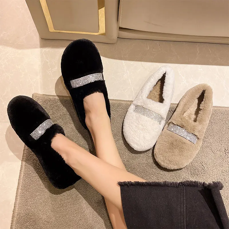 

Обувь на плоской подошве