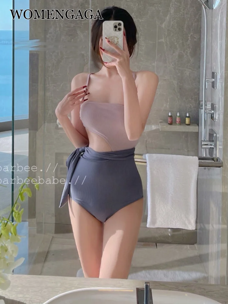 

Fake Sexy Hot Two Tops Sexy Student Hot Split Swimsuit Bodysuits Playsuits Korean Irregular Monokini Bathing Swimwear S8WF