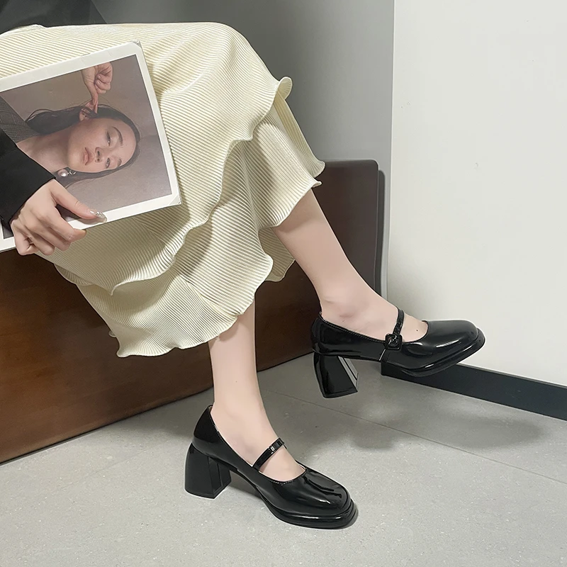 Женские босоножки на высоком каблуке Классические сандалии с квадратным носком