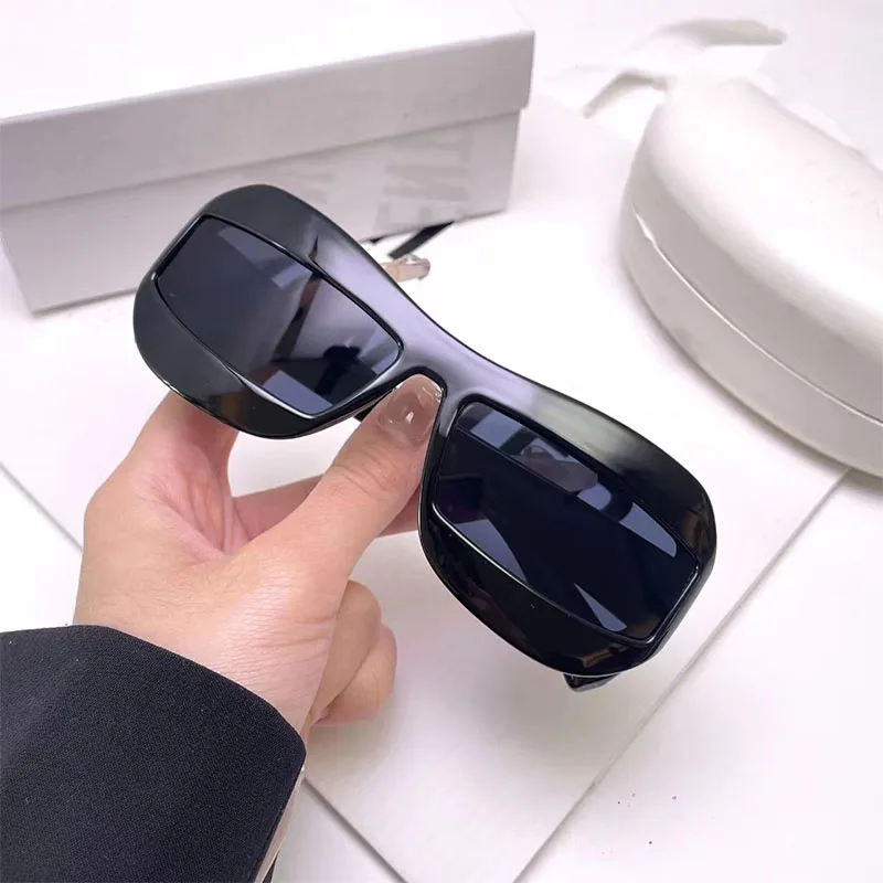 

New Large Frame Square Sunglasses Women's Brand Designer Fashion Sun Glasses Men's Outdoor Hip-hop Eyewear UV400 Oculos De Sol