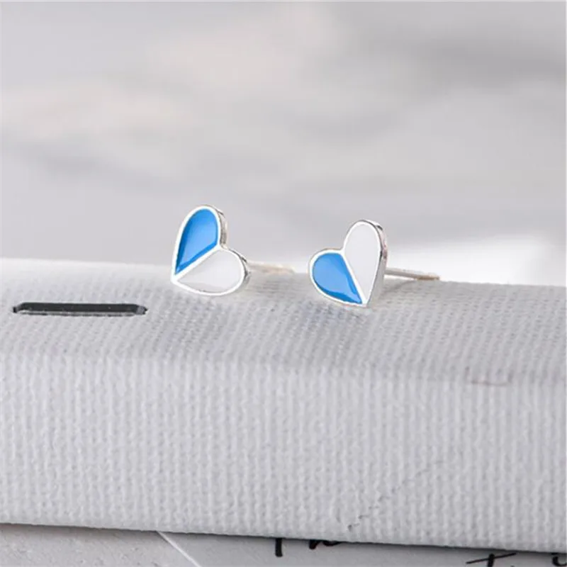 Модные посеребренные серьги-гвоздики в форме сердца для женщин и девушек