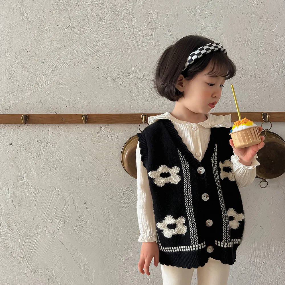 2022 Spring New Girls Knit Cardigan Vest Fashion Children Girls Flower Knitted Vest Jacket Kids Baby V-neck Sweater
