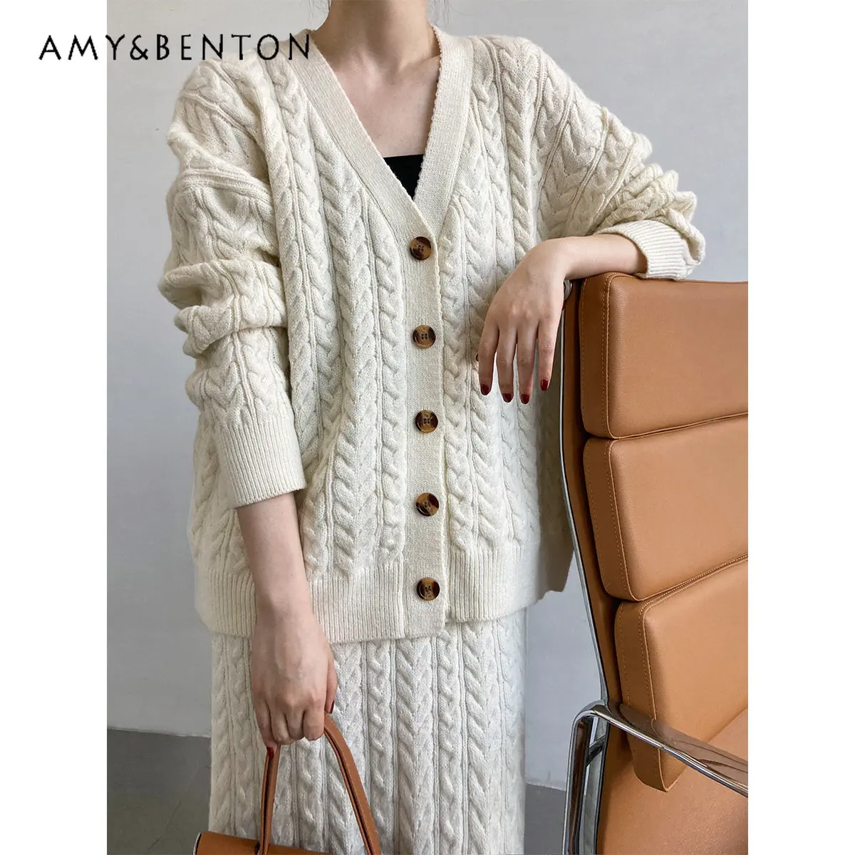 

Loose and Idle Casual Cable-Knit Sweater V-neck Cardigan Knitted Skirt Suit Women's Outfits Autumn and Winter Two-Piece Set