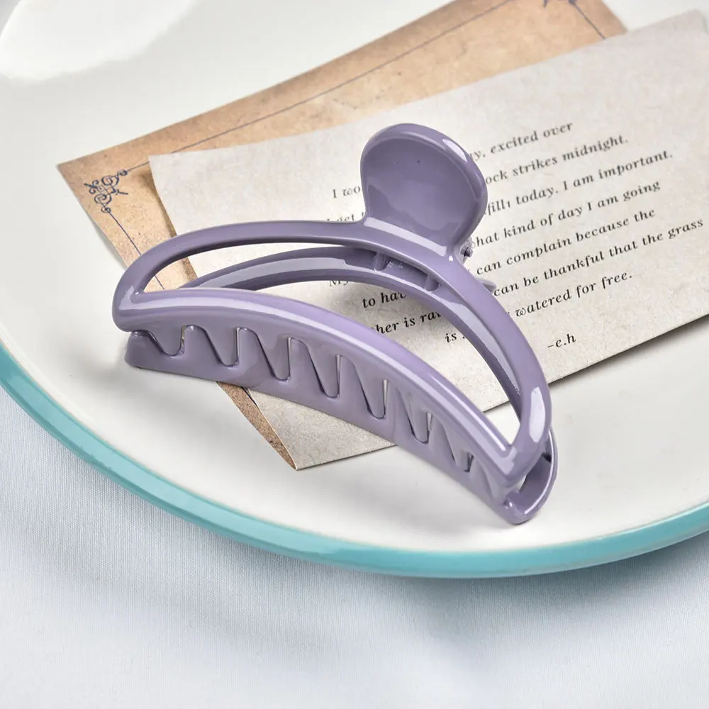 

5.6*9.4cm Shell Hair Claws Elegant Light Plastic Hairpins Barrette Crab New Hair Clips Headwear for Women Girls Hair Accessories