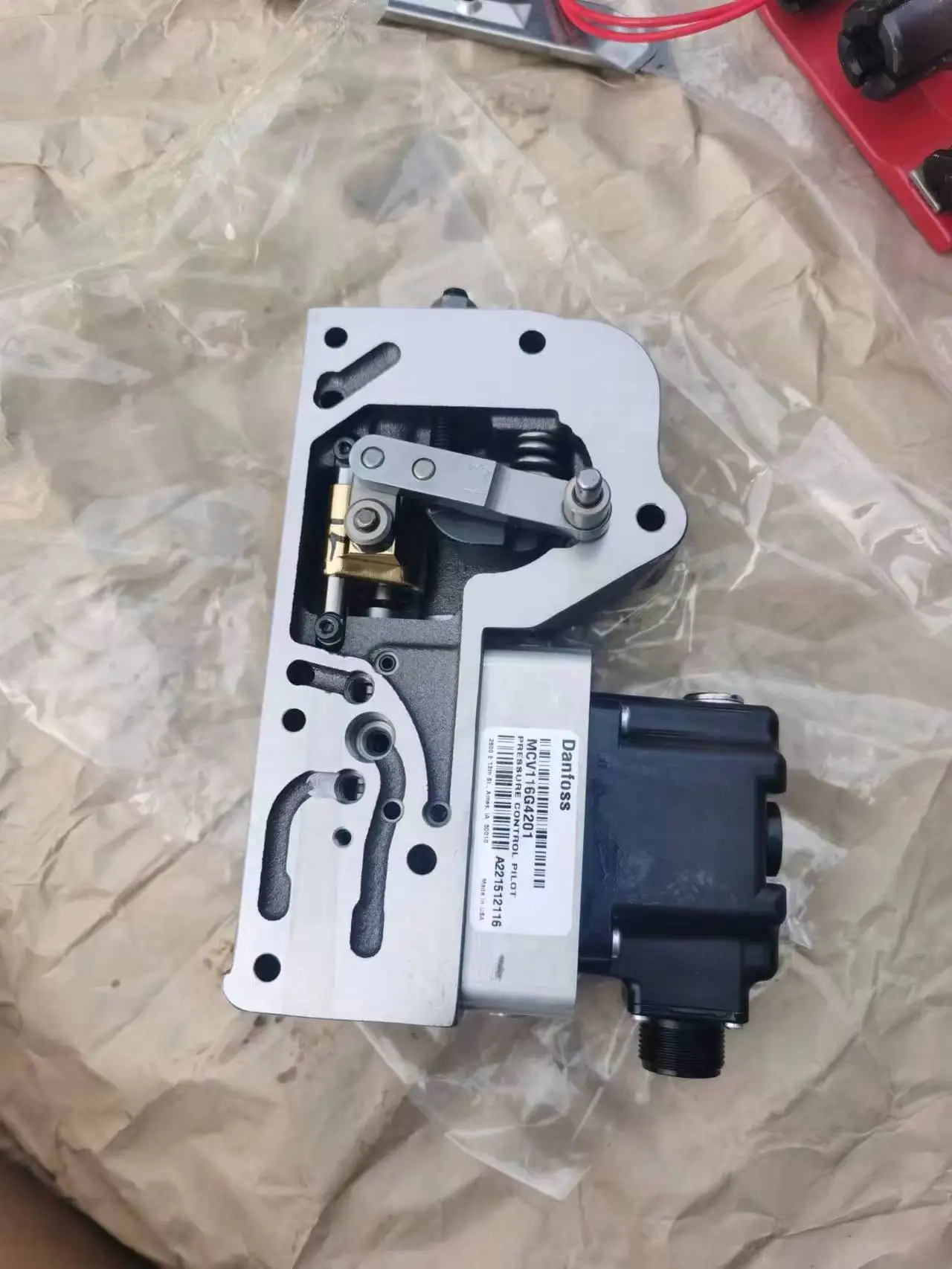 Гидравлический регулирующий клапан ZHENYUAN DAN-FOSS MCV116G KVE MCV MCV116 MCV116G4201 KVEBB1402