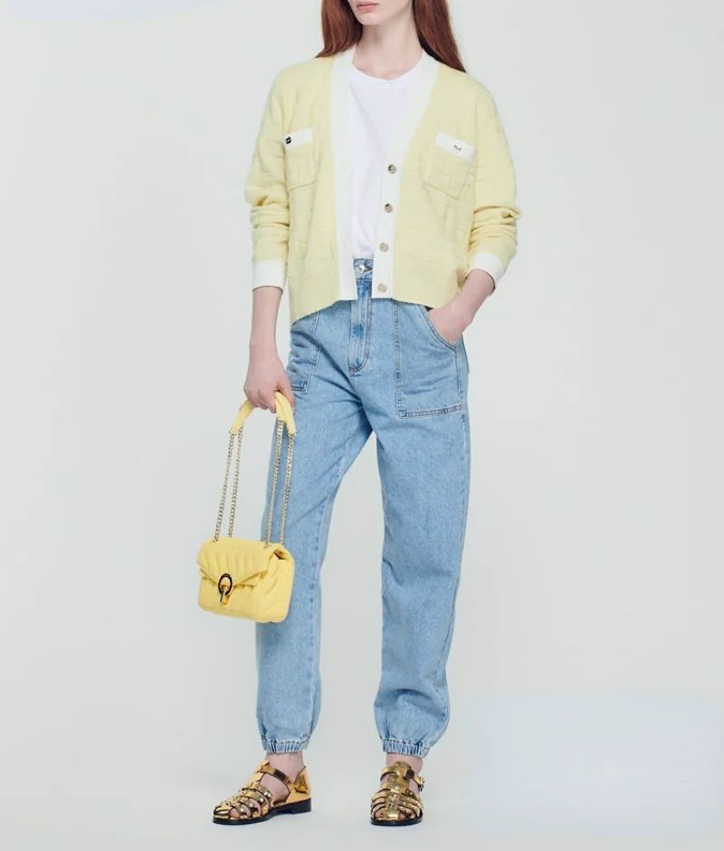 V-neck Yellow Knitted Cardigan Female 2023 Spring New Commuting Single Breasted Long-sleeved Sweater Cardigan Female