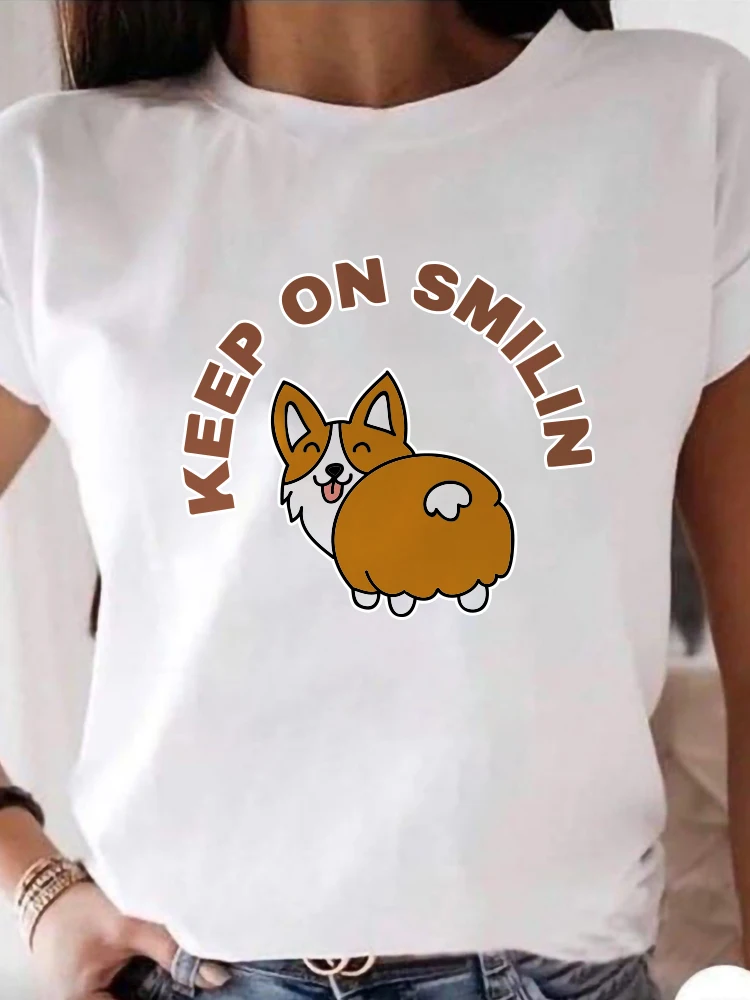 

Футболка Y2k женская с графическим принтом «Keep on Smilin Corgi»