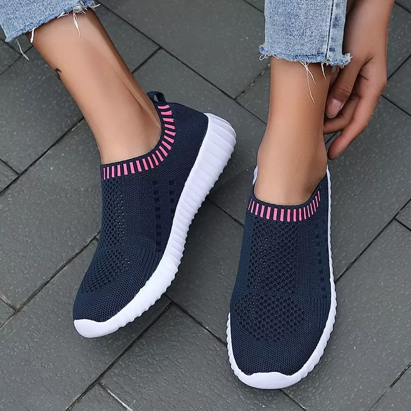 

women shoes 2021 round toe light comfortable breathable casual flats women sneakers socks shoes plus size dropshipping