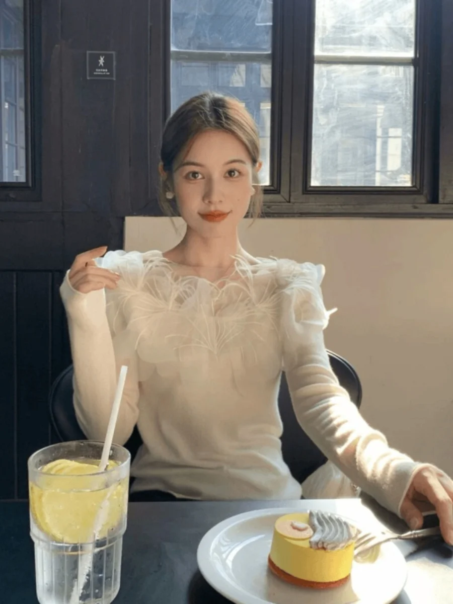 Girdear с белым воротником новый осенне-зимний нежный трехмерный перьевой белый