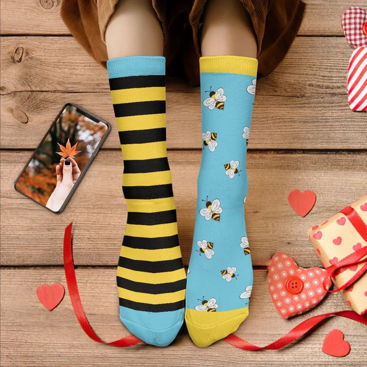 

Полосатые милые носки-трубы с мультяшным принтом пчелы средней длины дезодорирующие всесезонные уличные модные удобные легкие носки