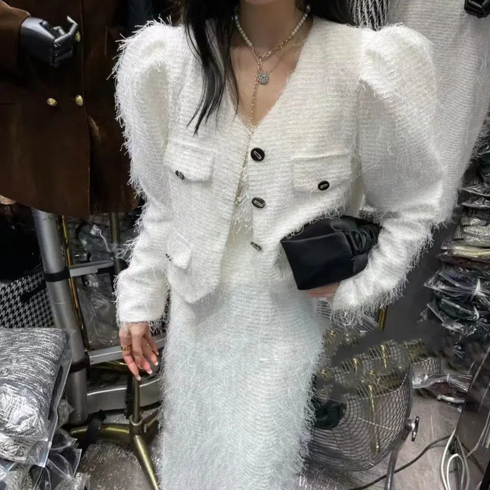 

French Elegant Ladies Skirts Suit 2022 Autumn Winter Soft Waxy Tassel V-neck Jacket + Hip Mid-length Skirts Two Piece Sets Women
