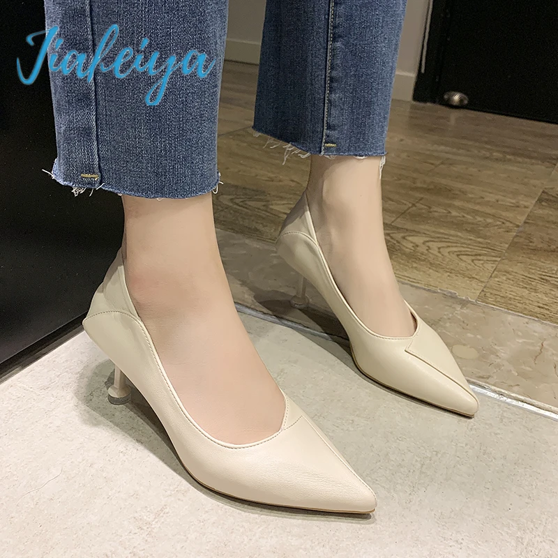 

2022 Women's New Style Heeled Shoes Soft, Comfortable, Non-slip Wear-resistant Fine-heeled Pointed High Heels