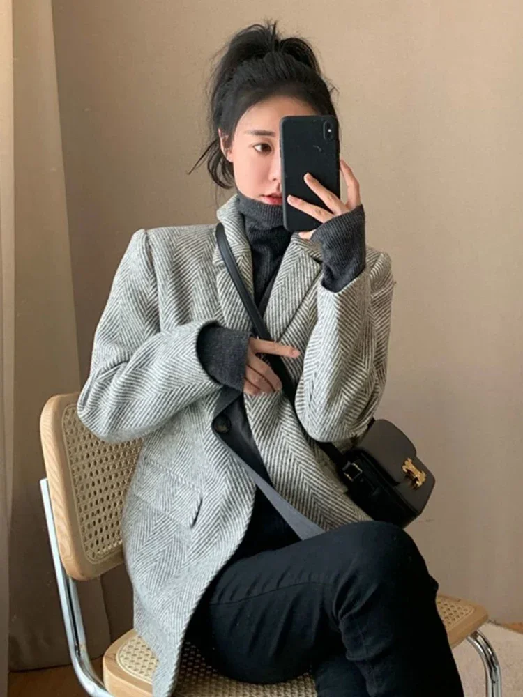 

UNXX Vintage Plaid Coffee Blazer Women Autumn 2023 Oversized Elegant Jacket Ladies Business Long-sleeve Winter Blazer Coat Women