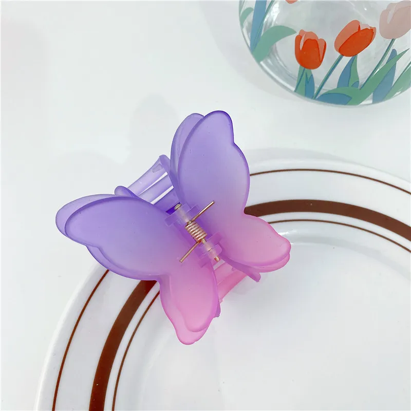 

Summer Trendy Hair Accessories Jewelry Transparent Acrylic Frosted Shark Hair Clip Colorful Butterfly Hair Claw Girls Women