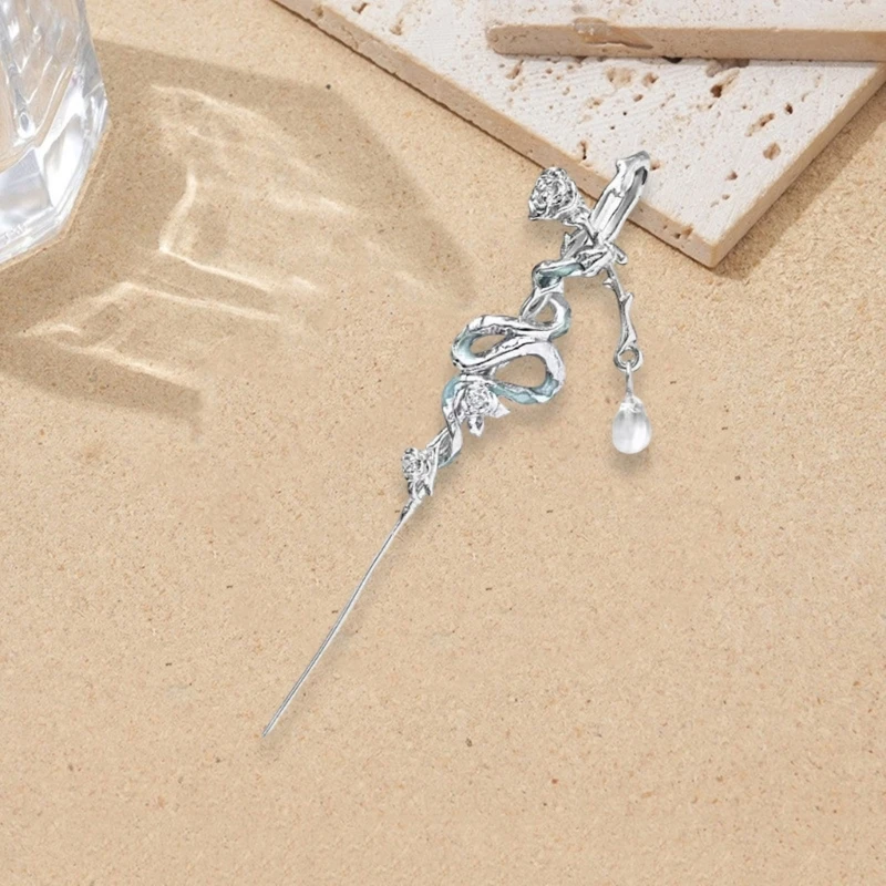 Стильные серьги-гвоздики в виде змеи из сплава портативные для модных женщин