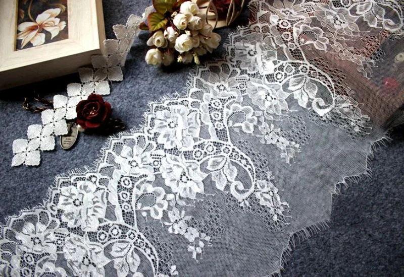 Кружевная ткань с ресничками для свадебного платья декоративная своими руками