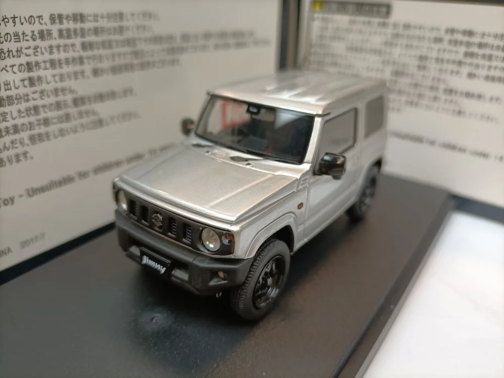 

Модель 1/43 года, модель автомобиля Mark43, Suzuki Jimny JB64W XL, Серебряный внедорожник, высококачественный коллекционный орнамент, подарок