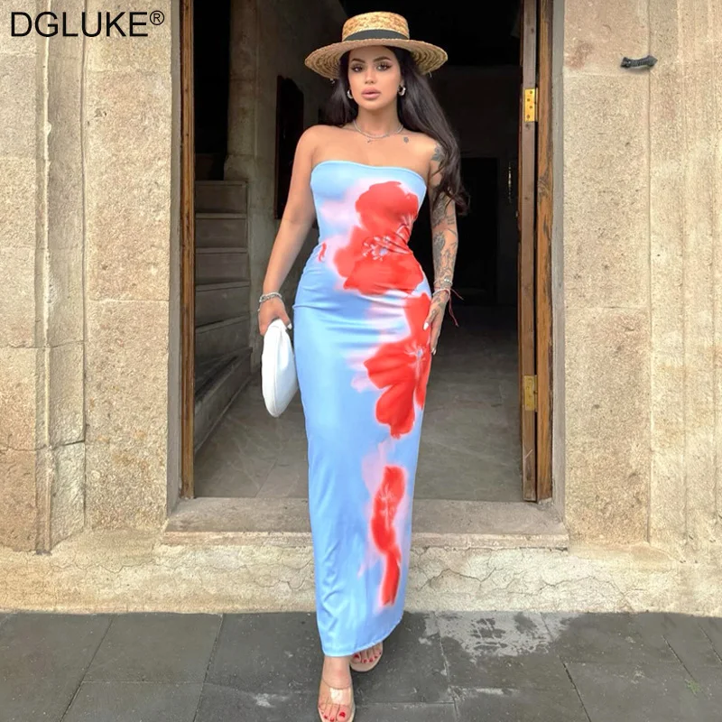 Цветочное платье-макси без бретелек с вырезом лодочкой и открытой спиной