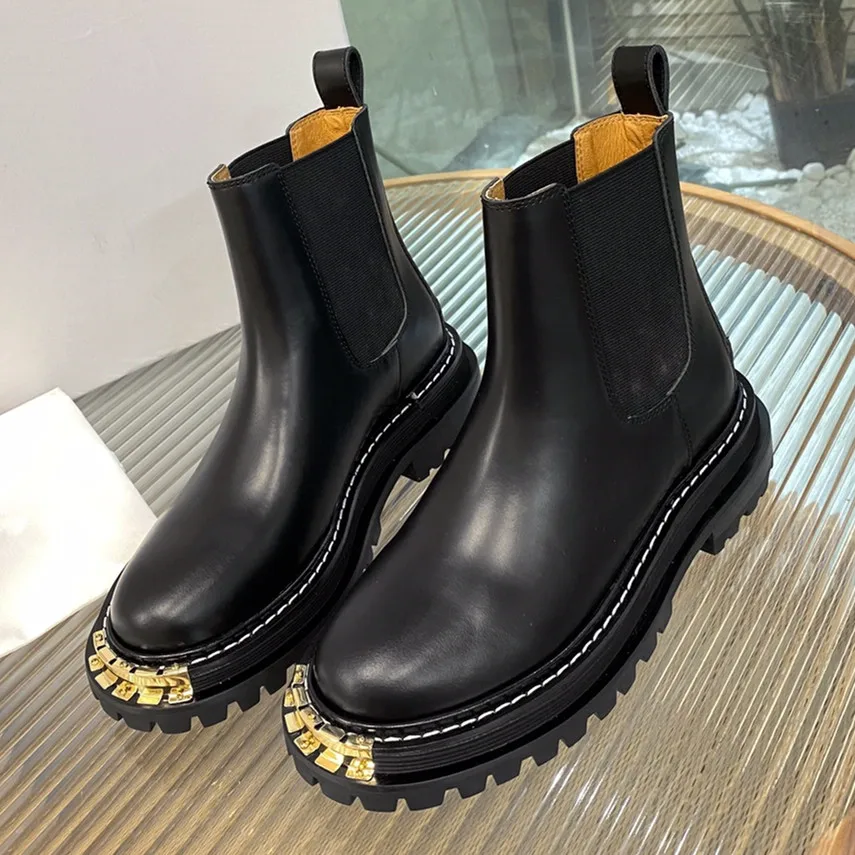 

Leather flat bottomed Martin boots Autumn and winter short boots Women's Chelsea boots Thick bottomed chimney boots Middle boots