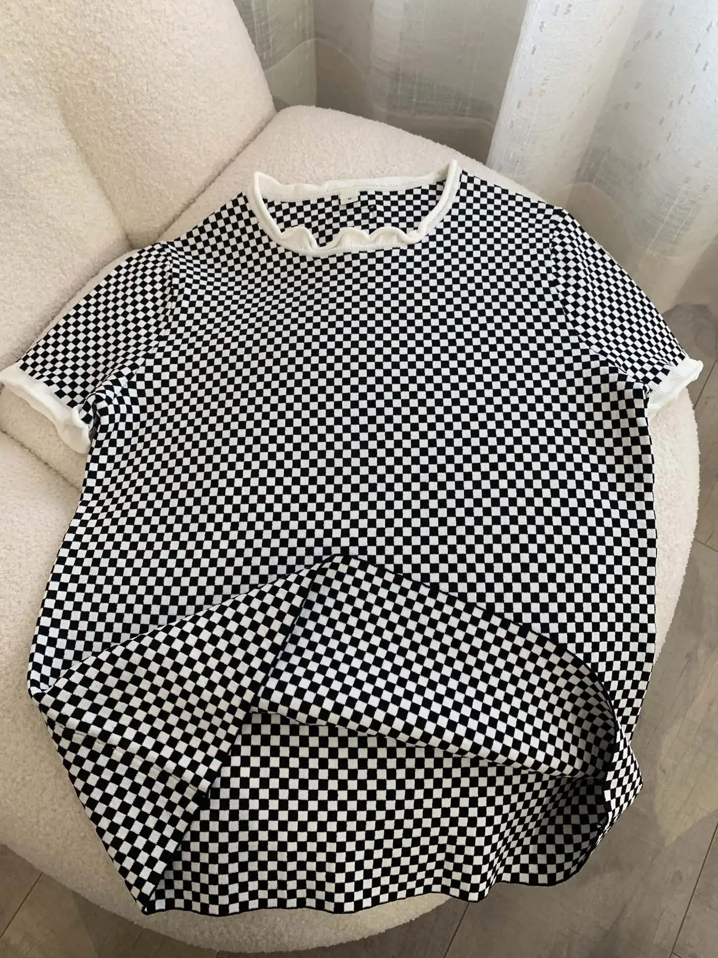 

2022 New Arrival Plaid Vintage Short Sleeve Women Knitted Tops Top Quality Elegant Chic Runway Designer Blouse Ladies Clothes