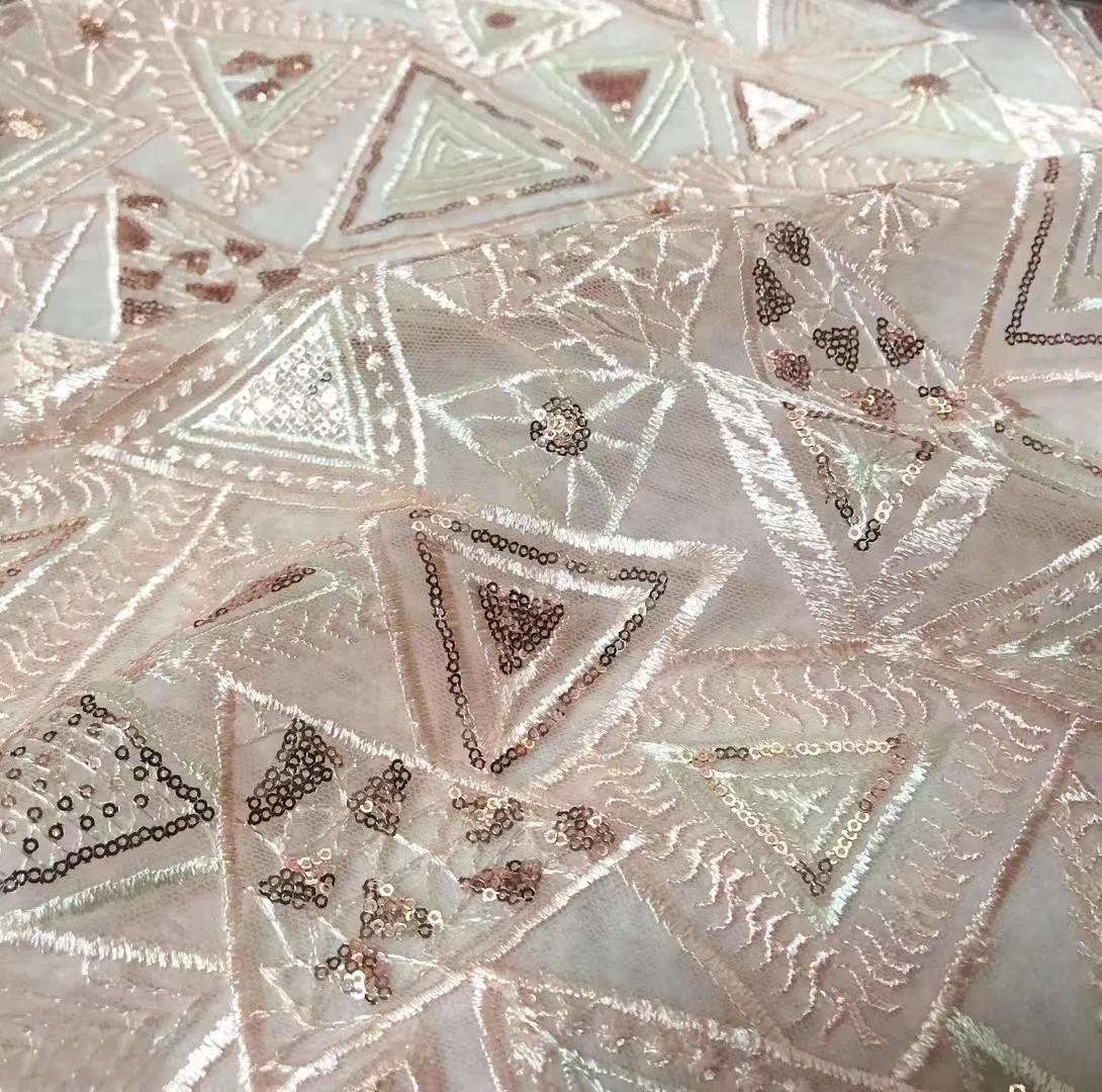 Новая высококачественная кружевная ткань с геометрическим узором и вышивкой
