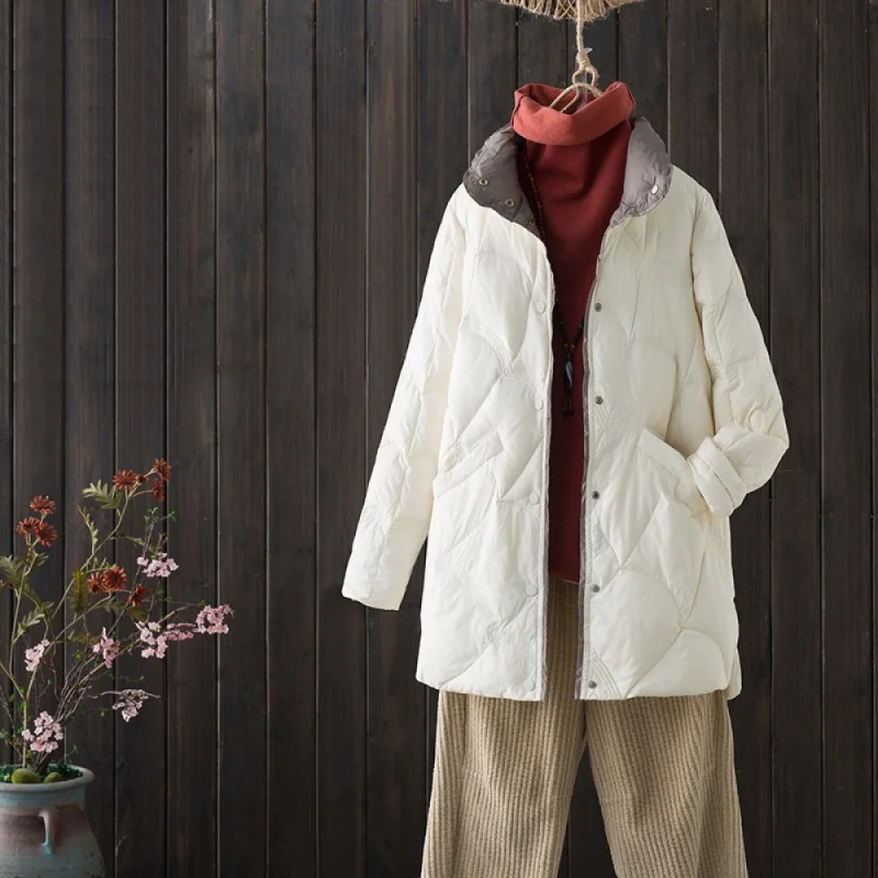 

Новинка 2023, зимнее женское модное приталенное белое пальто средней длины с воротником-стойкой Xiangyun в стиле ретро на белом утином пуху
