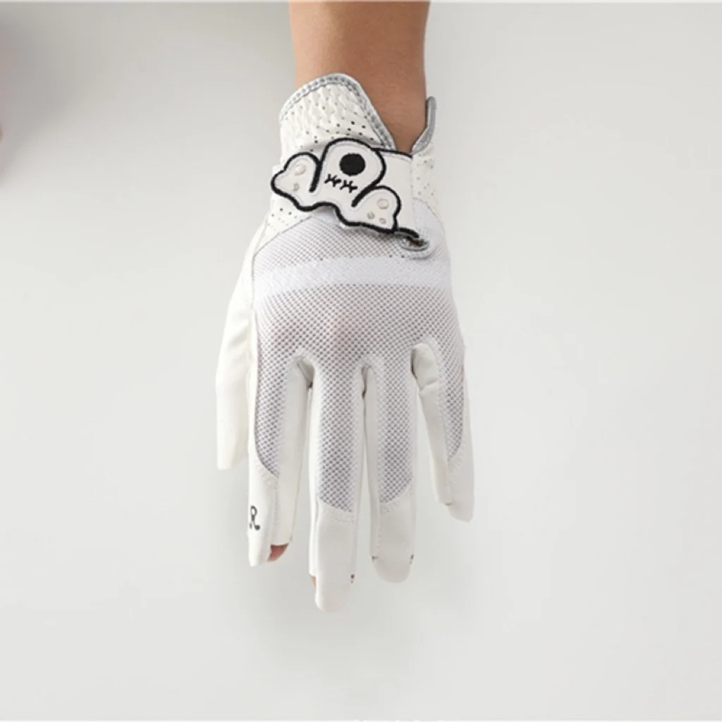 

Golf breathable lambskin ladies gloves can be used by touch screen.
