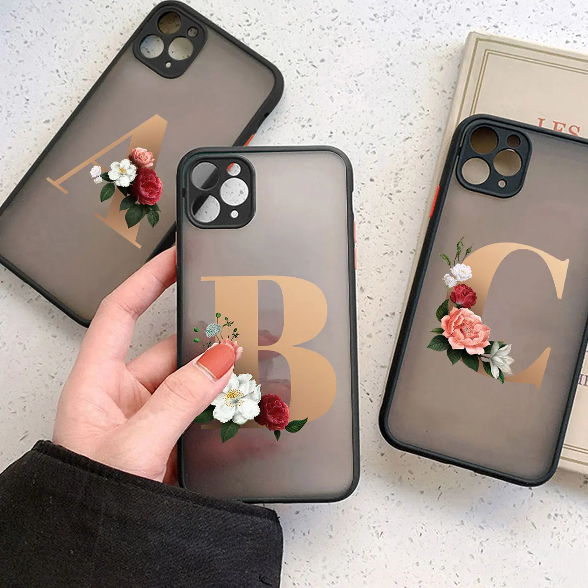 

DIY Custom Surname letter flower Fashion Phone Case For iPhone 11 Pro Max 6 6s Plus 7 8 Plus SE 2022 Luxury Matte hard PC Cover