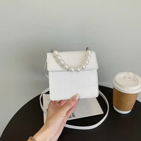 chain bag fashion womens bag 2022 korean version pearl hand held one shoulder messenger small square bag