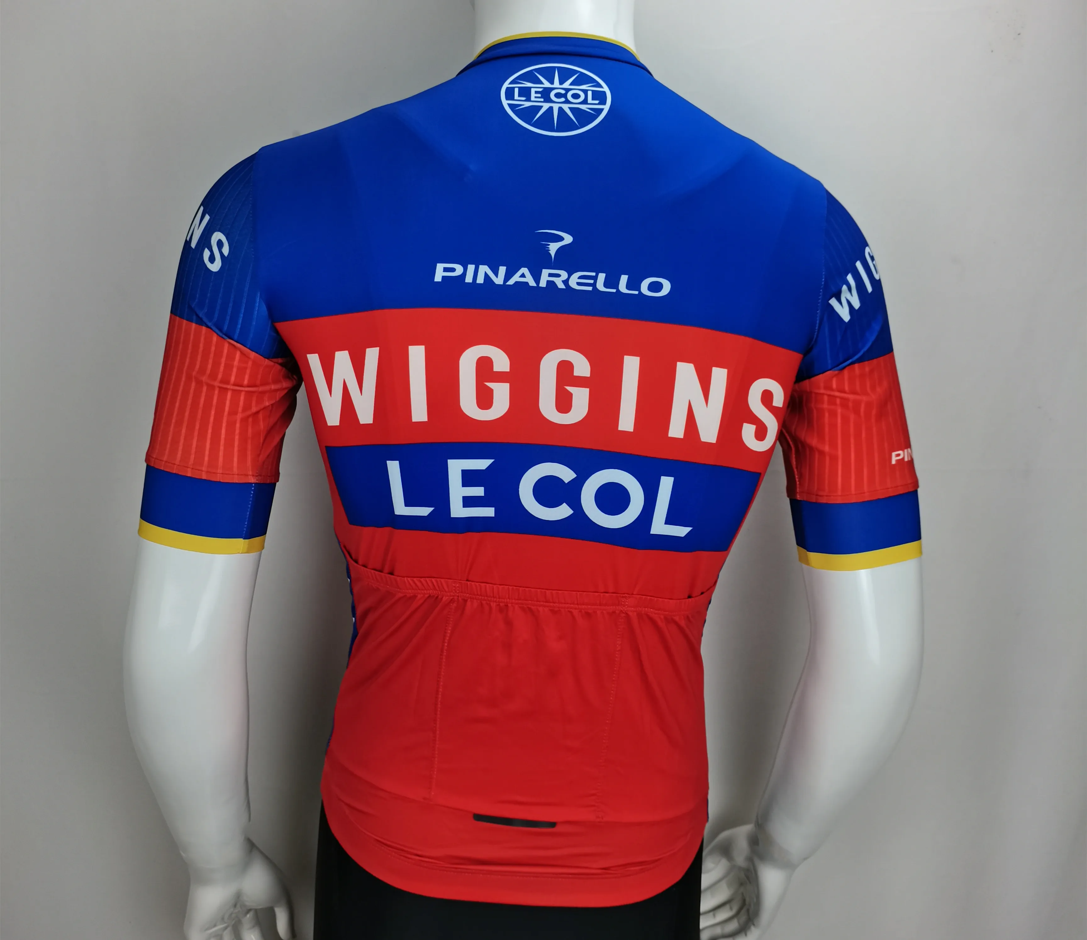 В наличии летняя футболка с коротким рукавом для велоспорта супер дешевая