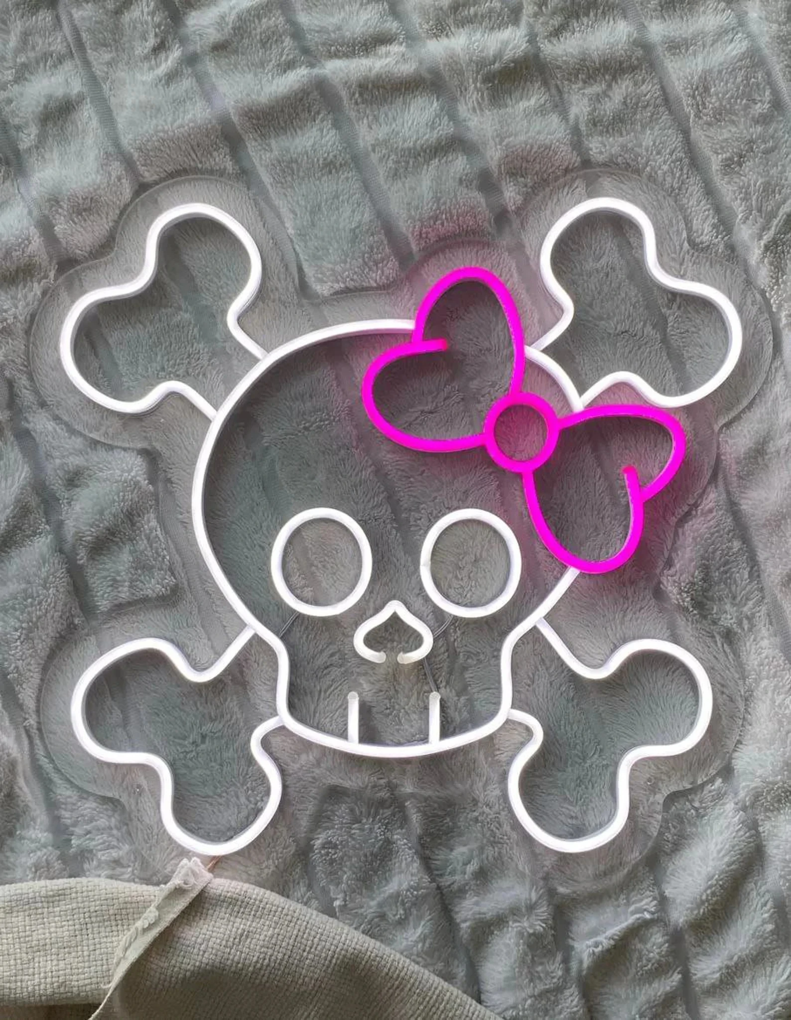 

Неоновая вывеска в виде черепа с питанием от USB для декора комнаты, искусственная неоновая лампа с регулируемой яркостью, искусство для стен в виде мужской пещеры, домашний декор