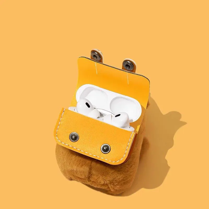 Кожаный чехол Маленький медвежонок Пингвин Капибара Airpods с героями мультфильмов