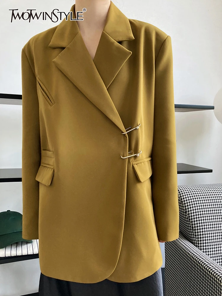 

TWOTWINSTYLE Vintage Spring Fashion Loose Coat For Female Notched Collar Long Sleeve Solid Blazers Woman 2022 Clothing Style New