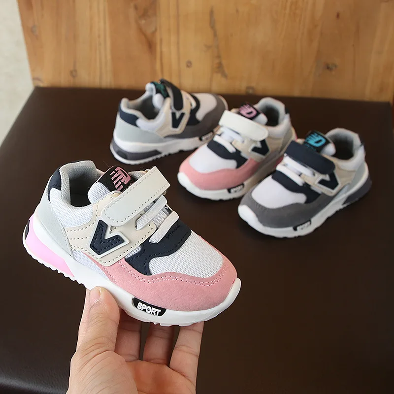 Sports Running Baby Casual Shoes Hook&Loop Fashion Cute Infant Tennis Soft Classic V New Born Girls Boys Sneakers Toddlers