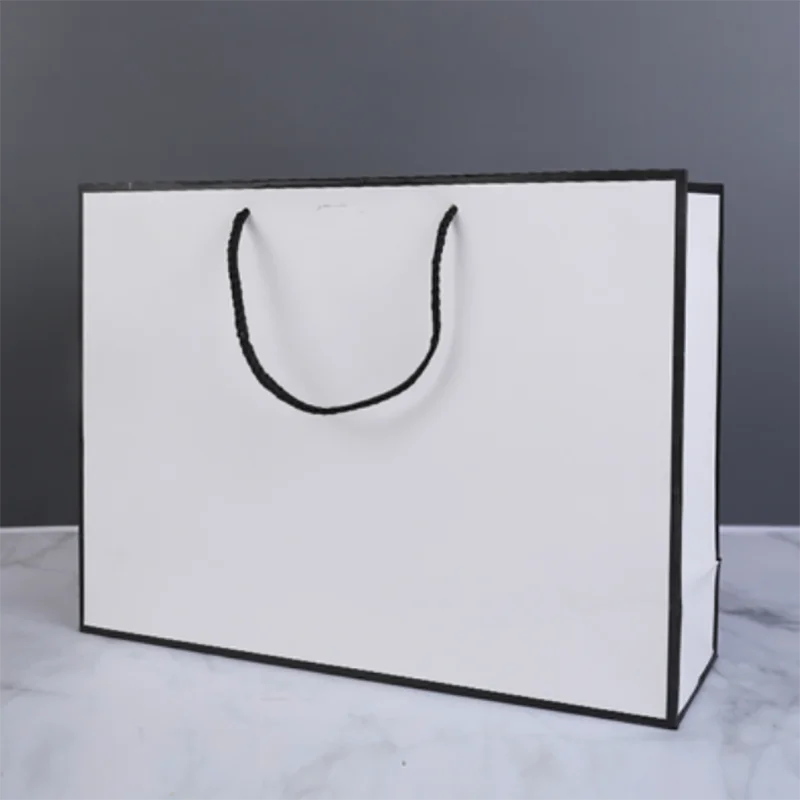 

Персонализированные картонные сумки для подарков 50 шт