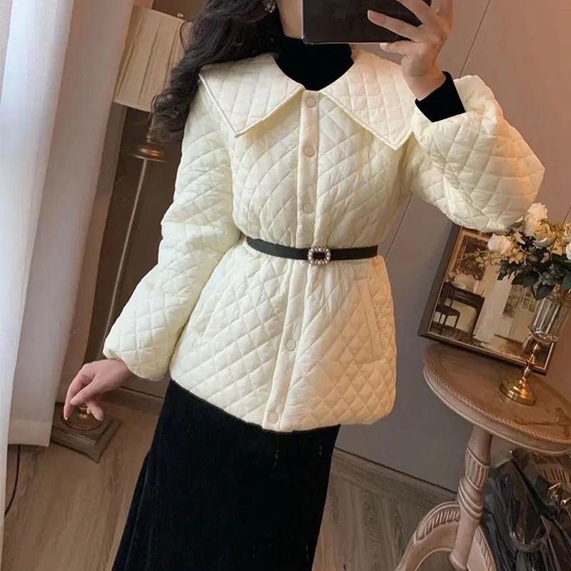 Vintage Long Sleeve Parka Single-breasted Belt Outerwear 2022 Elegant Winter Padded Jacket Women Lingge Quilted Doll Collar Coat