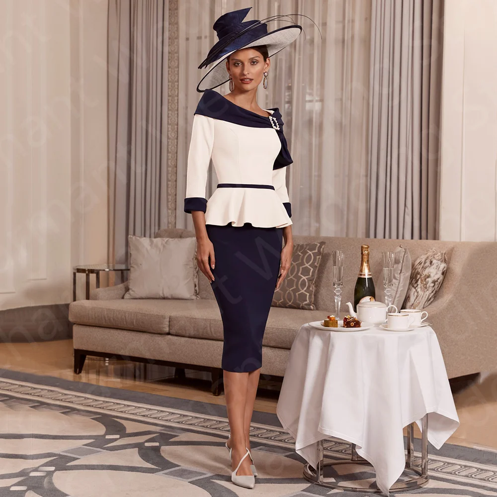 Элегантные юбки. Костюм бермуды и пиджак женский. Колен костюм. Бренды деловых костюмов. Женский костюм с бермудами и жакетом.