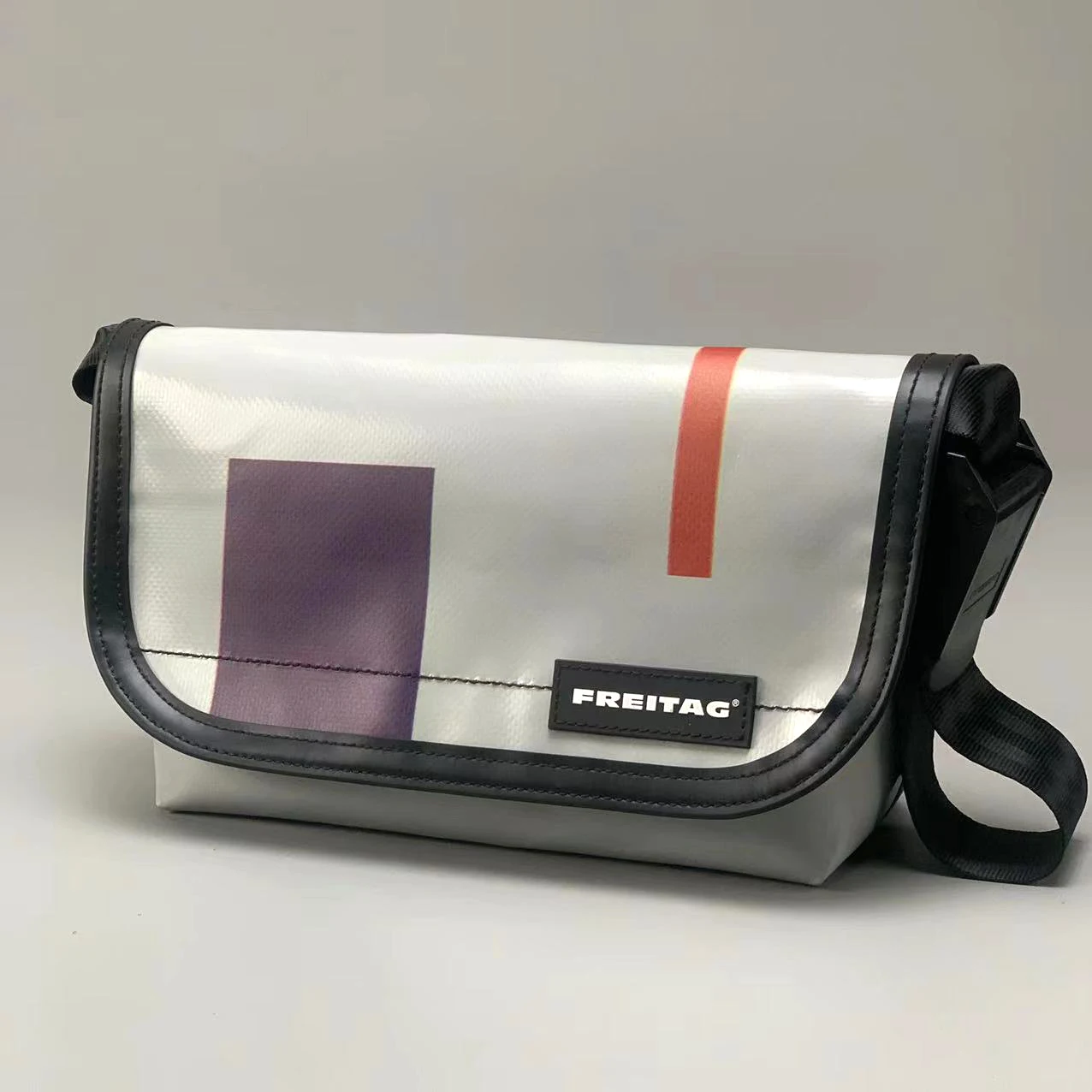 FREITAG F41 HAWAII FIVE-O Messenger Bag Single Shoulder Bag Crossbody Bag Swiss Cycling Eco-Friendly Bag