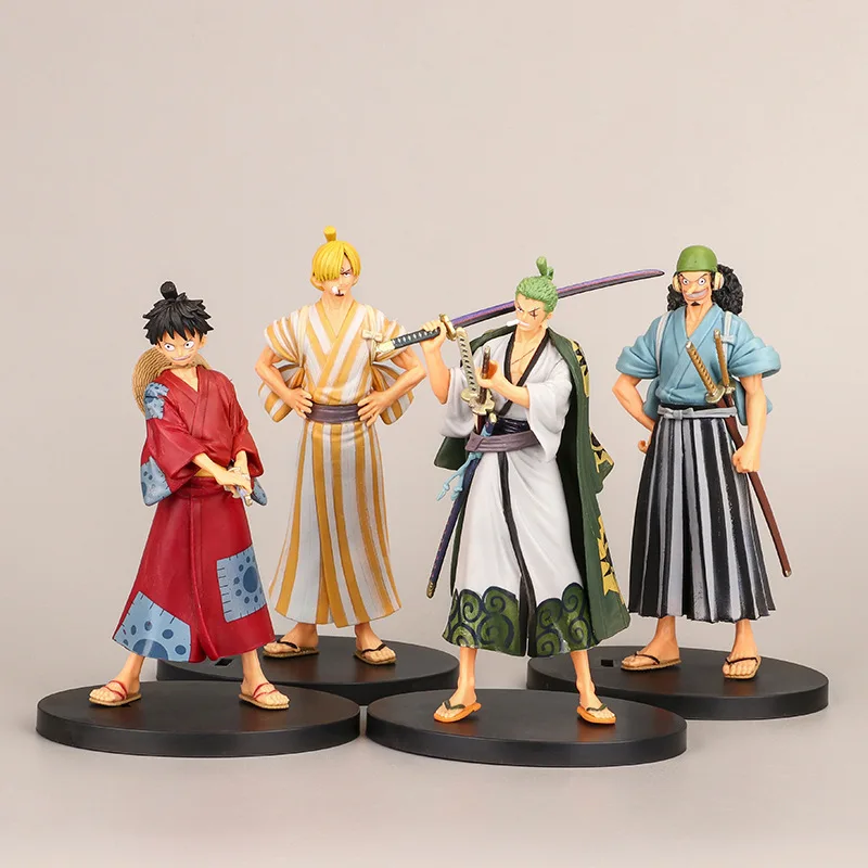 

4 Japanese Anime Character Gift Box Hand-made Cartoon Anime Doll Model Color Box with Claw Machine Doll