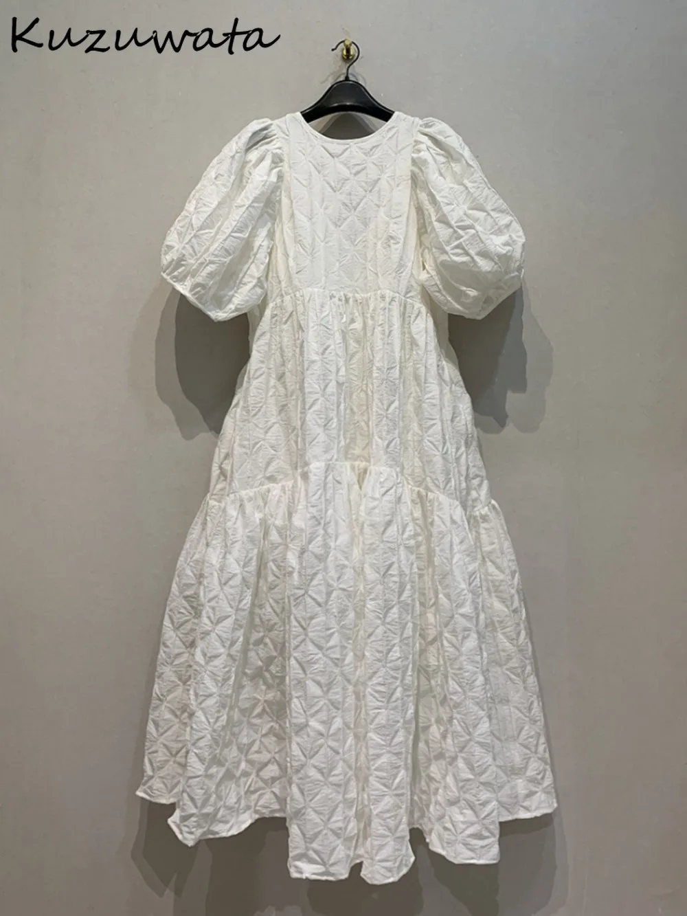 Женское платье с рукавами-фонариками Kuzuwata Простое Повседневное круглым вырезом