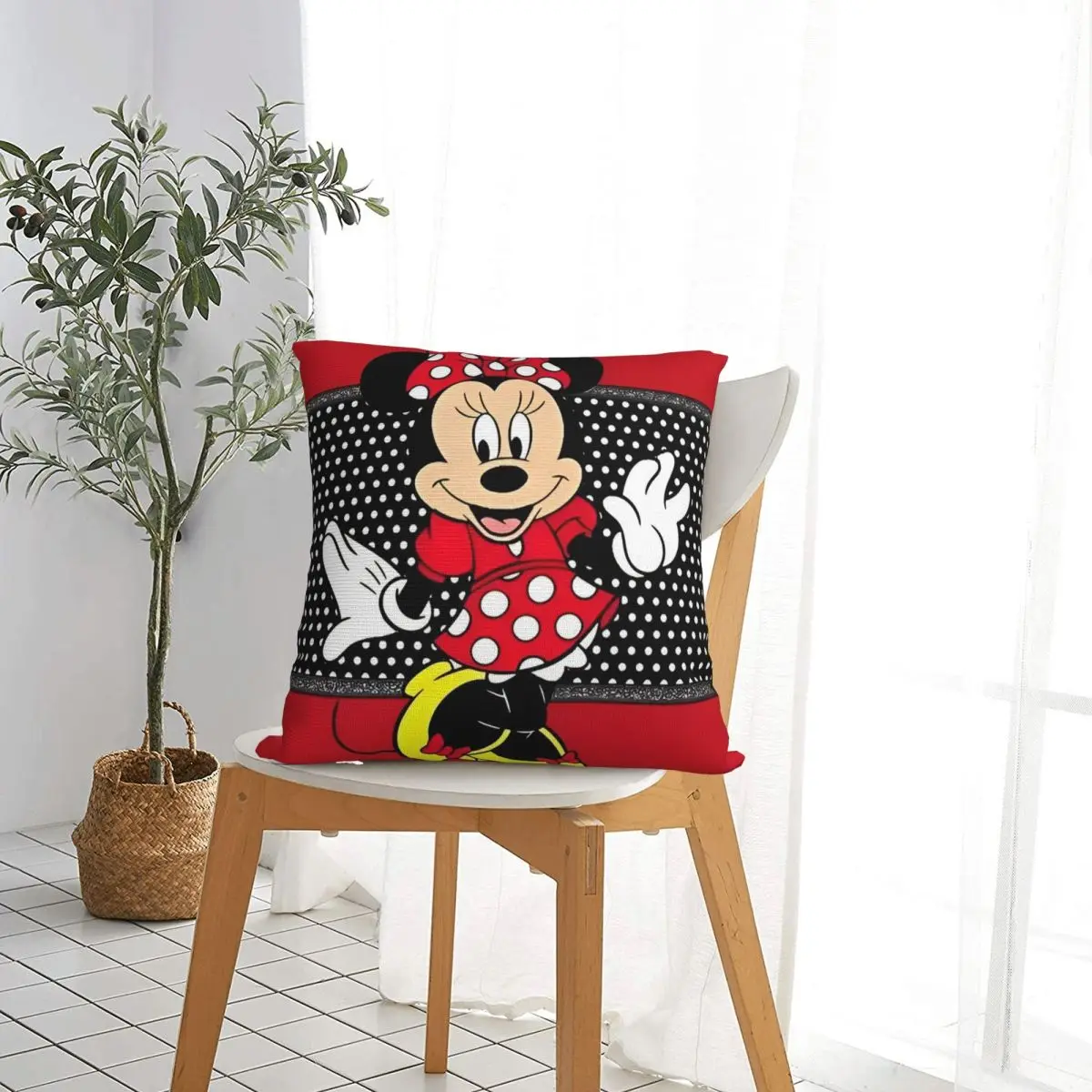 Рождественская наволочка с Минни Маус в горошек квадратная чехол для подушки