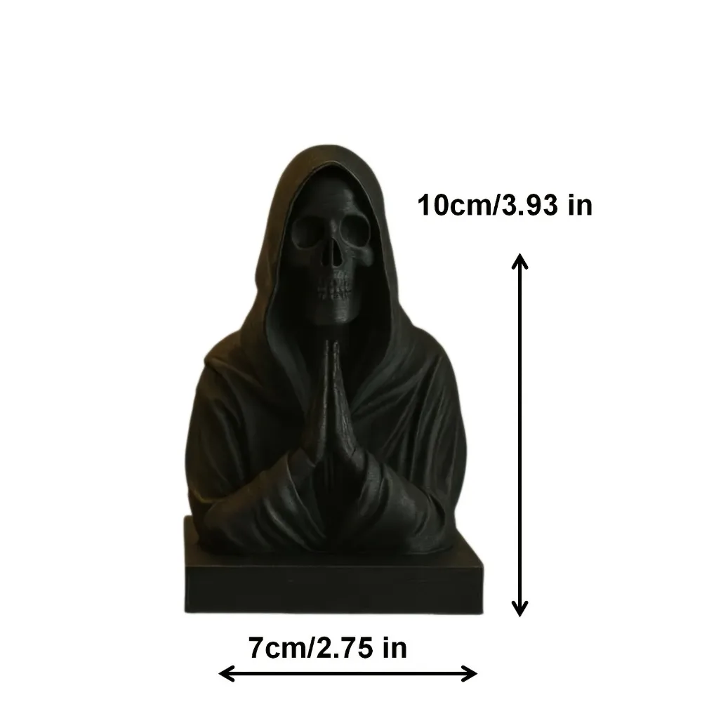 

Готическая фигурка черепа «Черная Смерть»