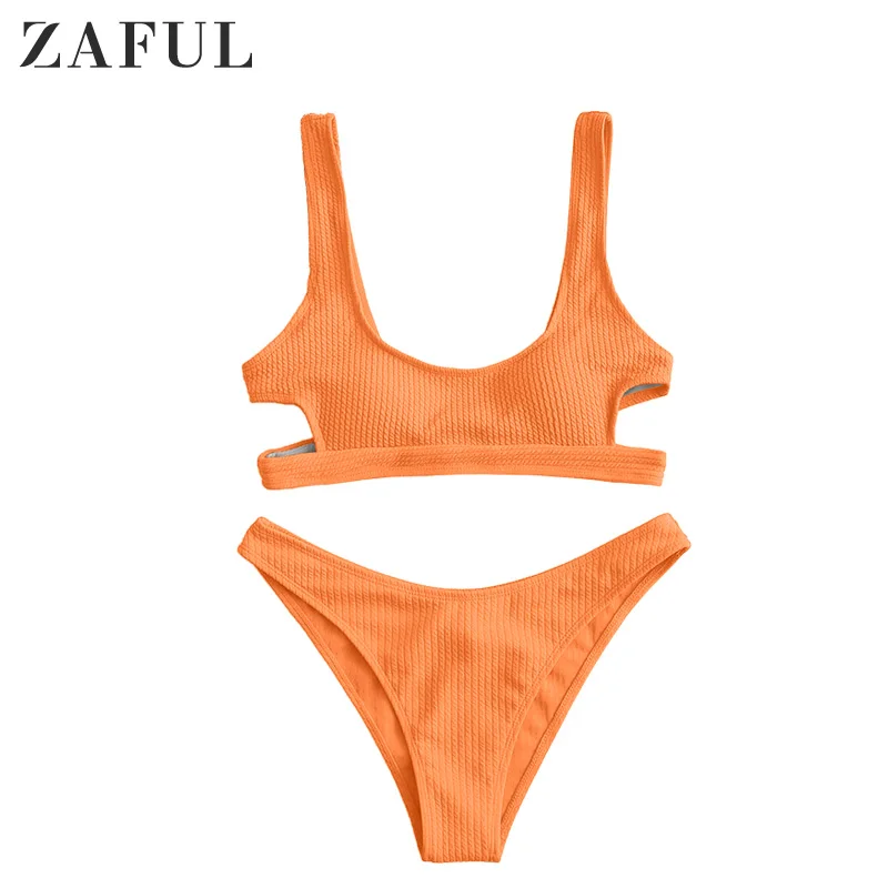 Сплошной купальник-бикини с высоким вырезом |