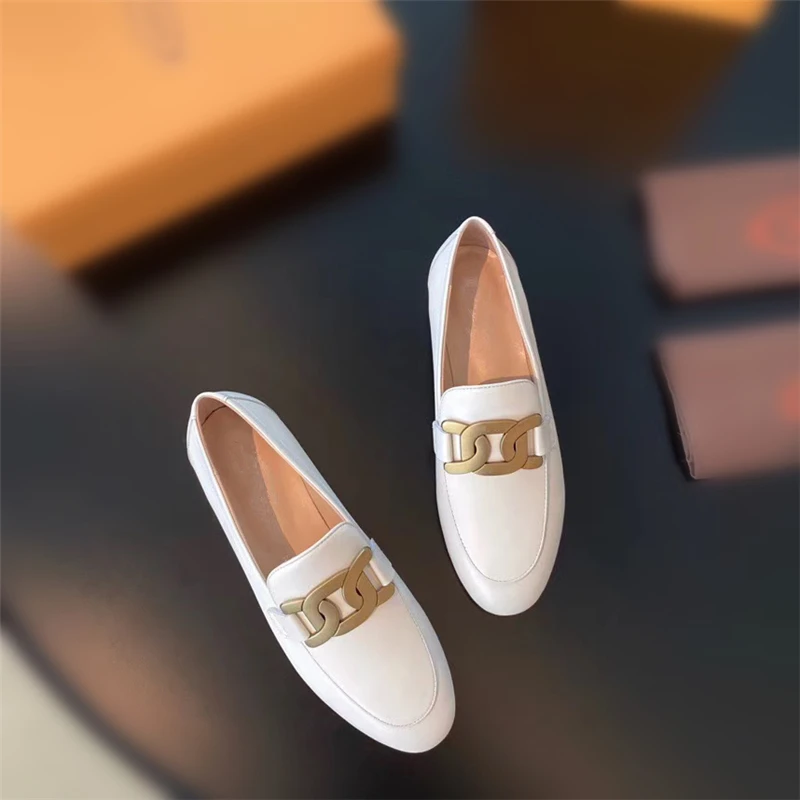 European and American Women's New Metal Buckle Decorative Flat Shoes Solid Color Casual Shoes