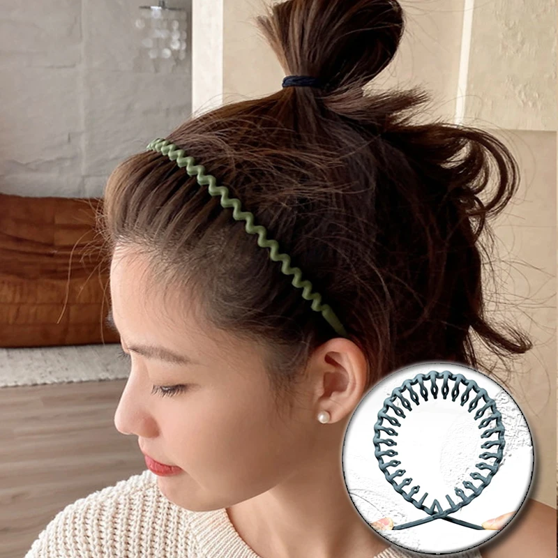 Черный зажим для волос