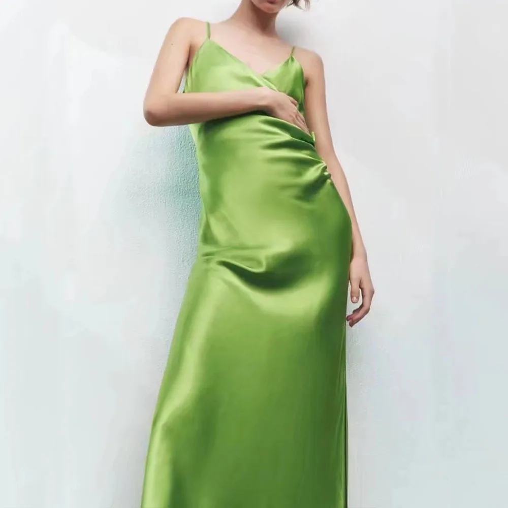 

Женская одежда 2022, Модное Новое шелковое атласное платье на бретельках с ажурной текстурой, элегантное женское платье с разрезом на подоле